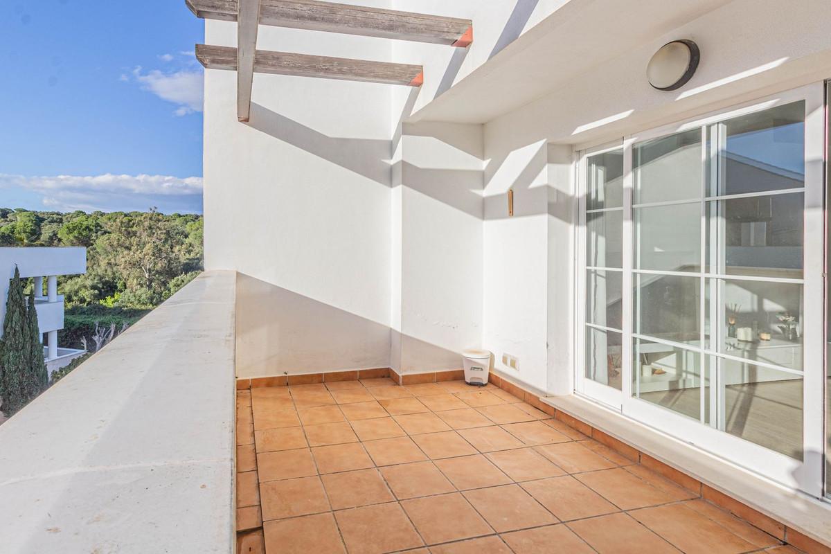 Apartment Middle Floor in La Alcaidesa