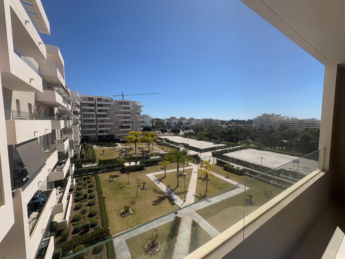 Apartment Middle Floor in Nueva Andalucía