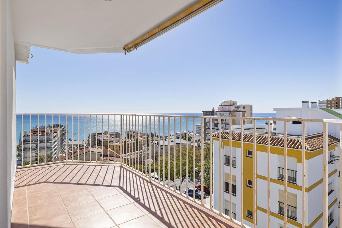 Apartment Penthouse in Torremolinos Centro