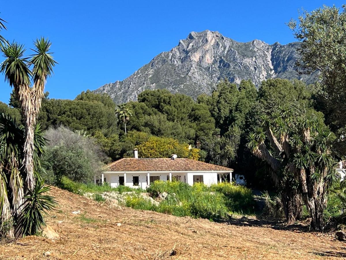 Plot Residential in Sierra Blanca