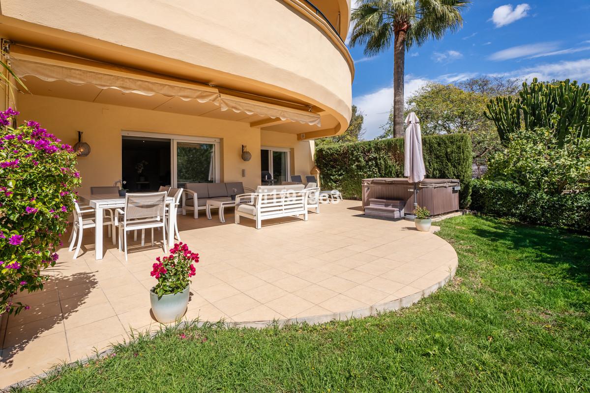 Apartment Ground Floor in Elviria