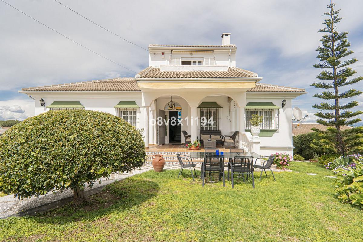 Villa Detached in Alhaurín de la Torre