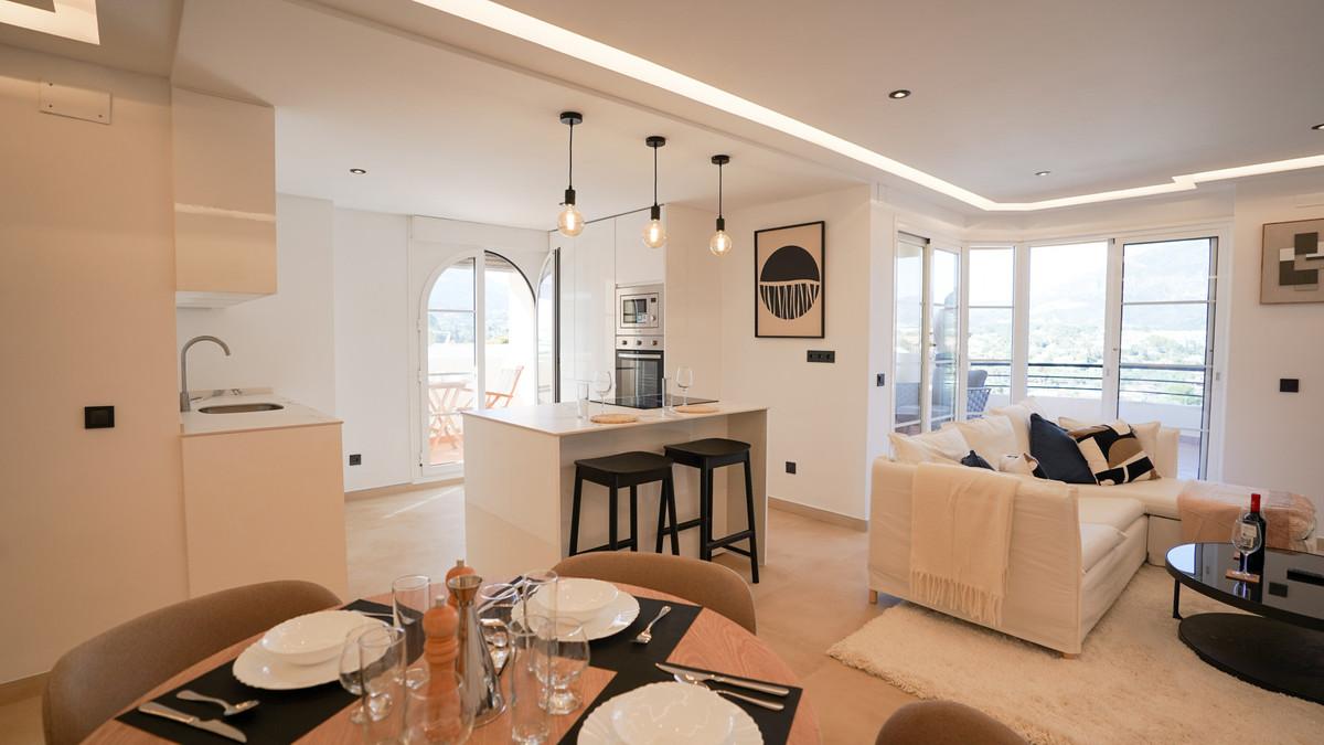 Apartment Middle Floor in Nueva Andalucía