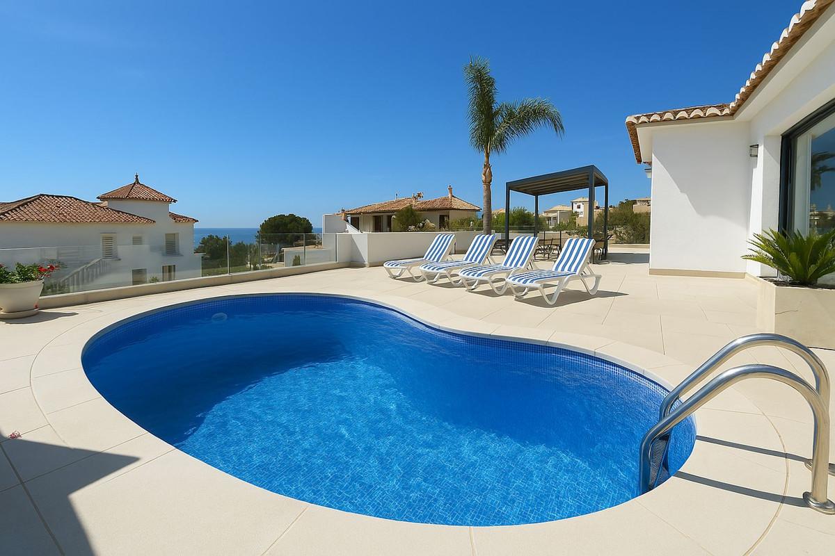 Villa Detached in Riviera del Sol