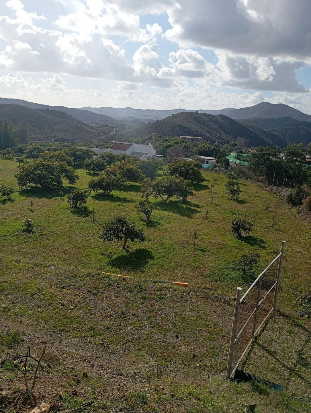 Plot Land in Alhaurin Golf