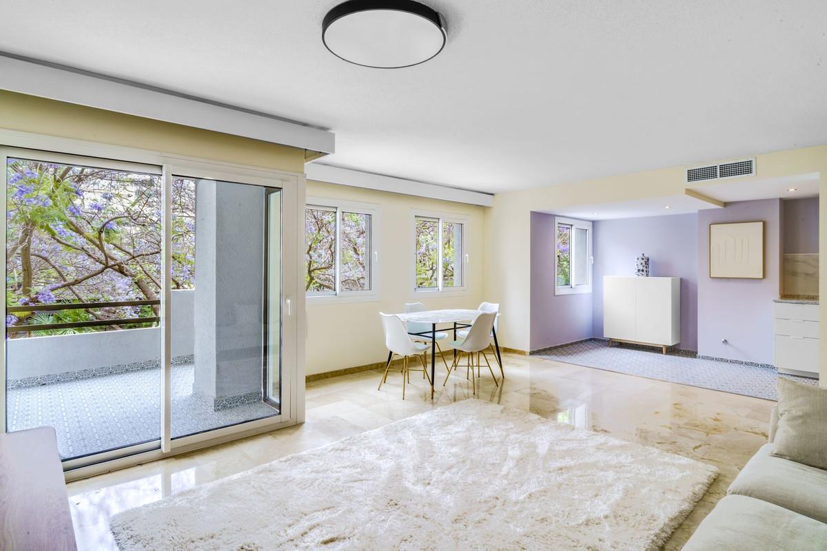 Apartment Middle Floor in Marbella