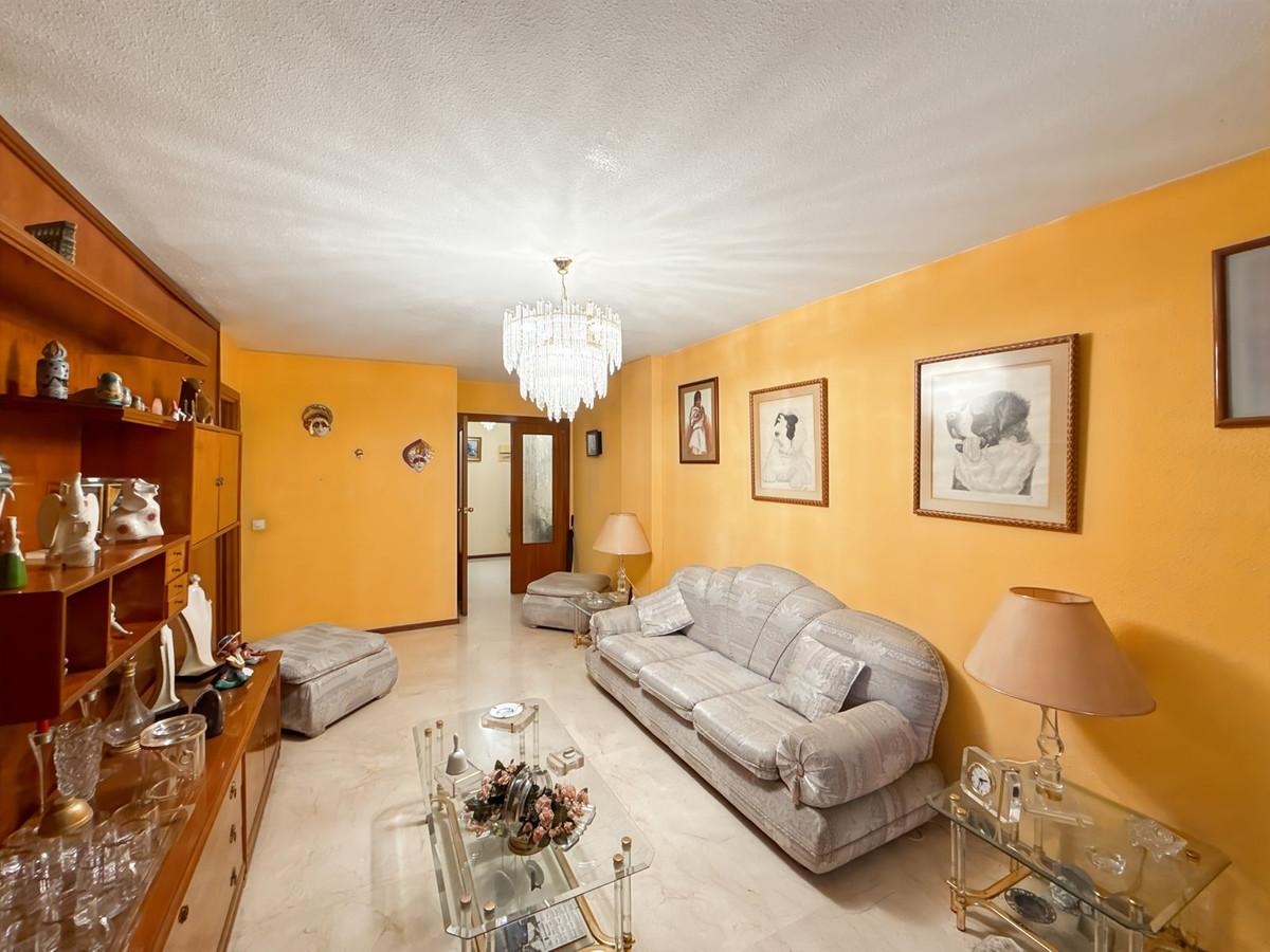 Apartment Middle Floor in Perchel Sur