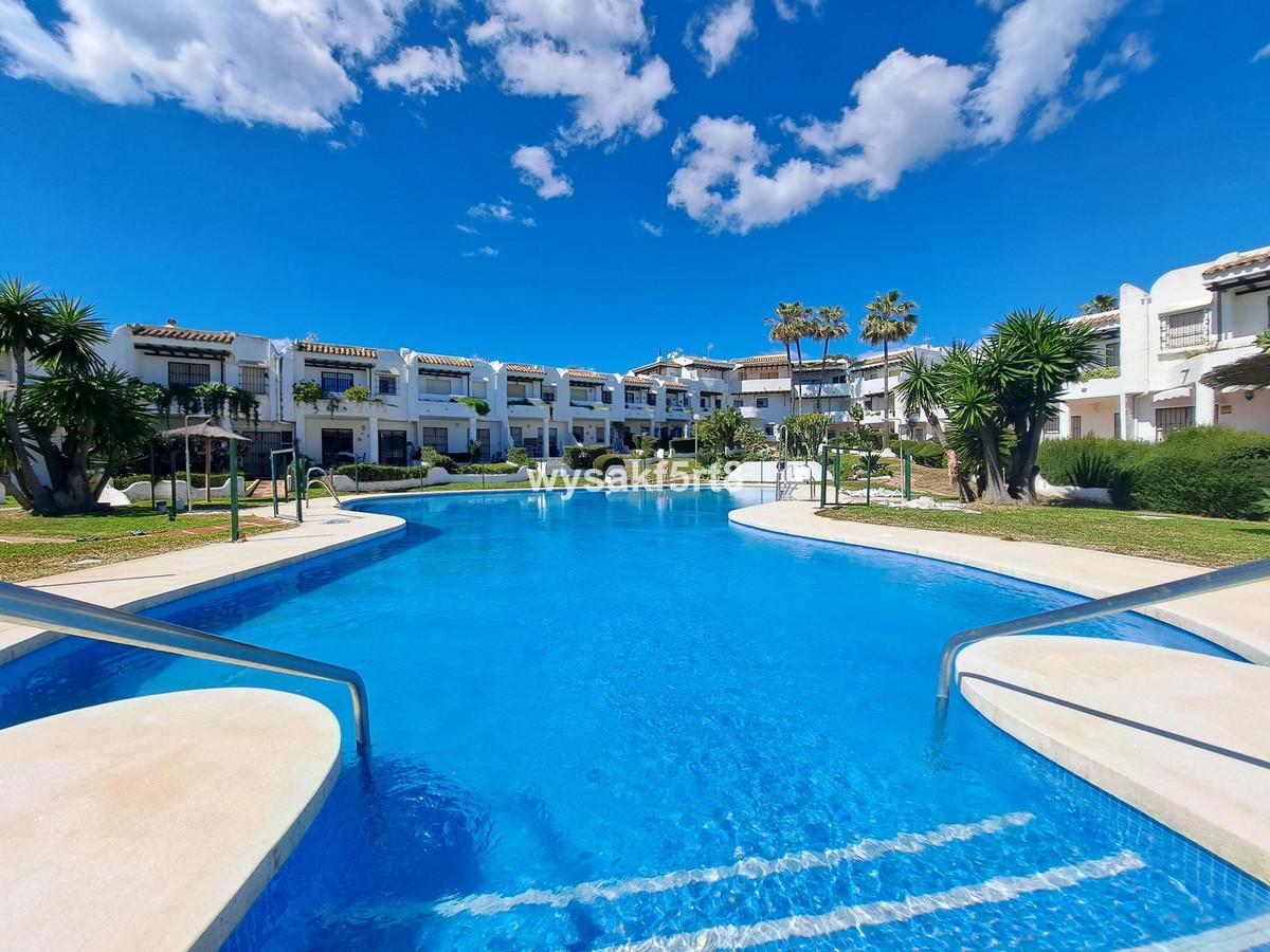 Townhouse Semi Detached in La Duquesa