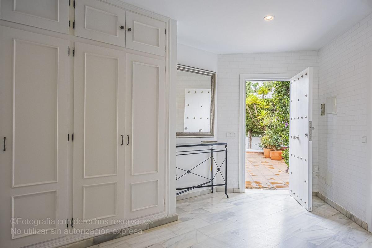 Townhouse Terraced in New Golden Mile