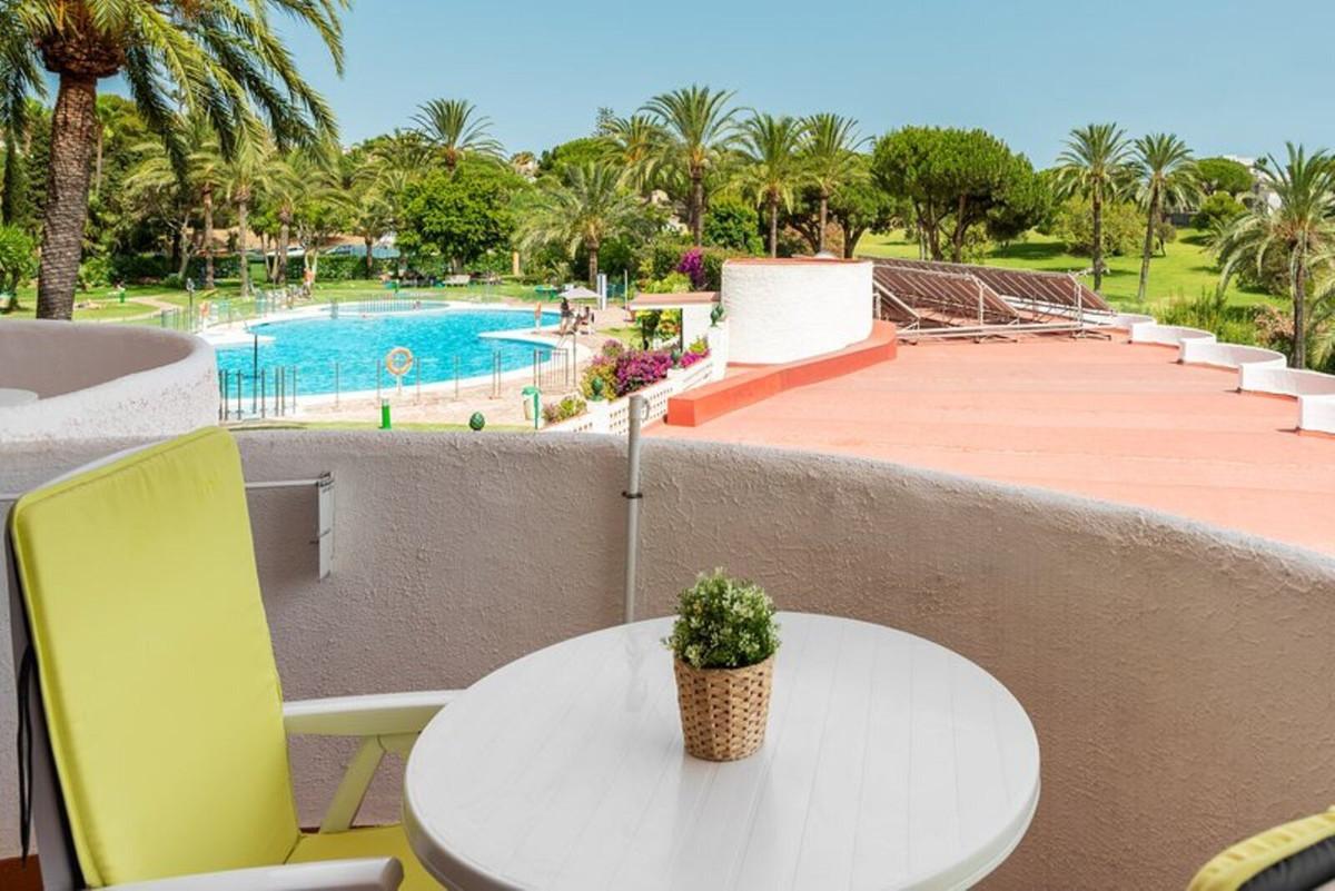 Studio Middle Floor in Marbesa