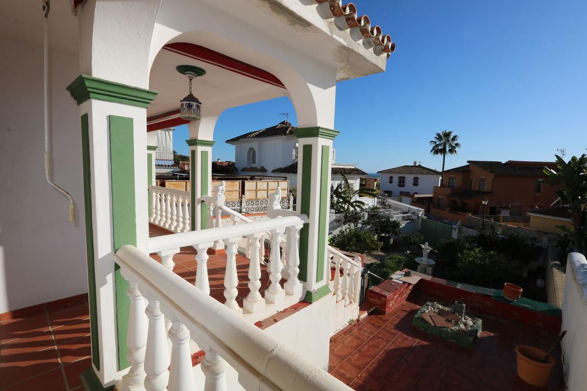 Villa Semi Detached in Marbella