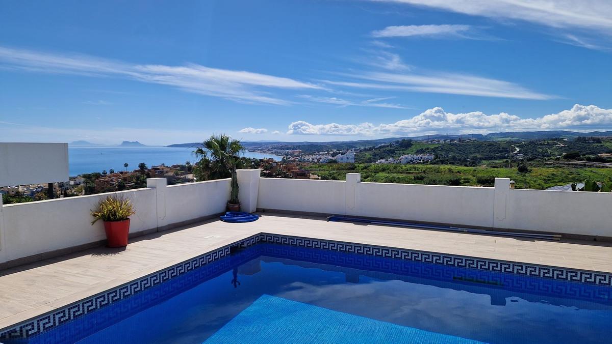 Villa Detached in Estepona
