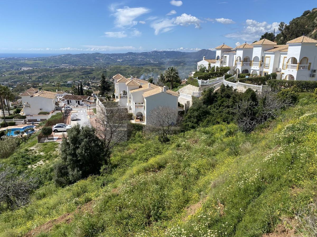 Plot Commercial in Mijas