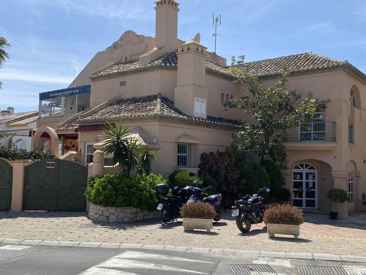Commercial Commercial Premises in Mijas Golf