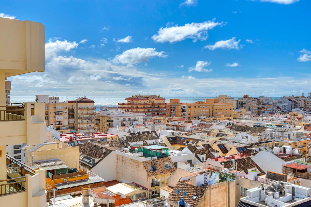 Apartment Penthouse in Fuengirola
