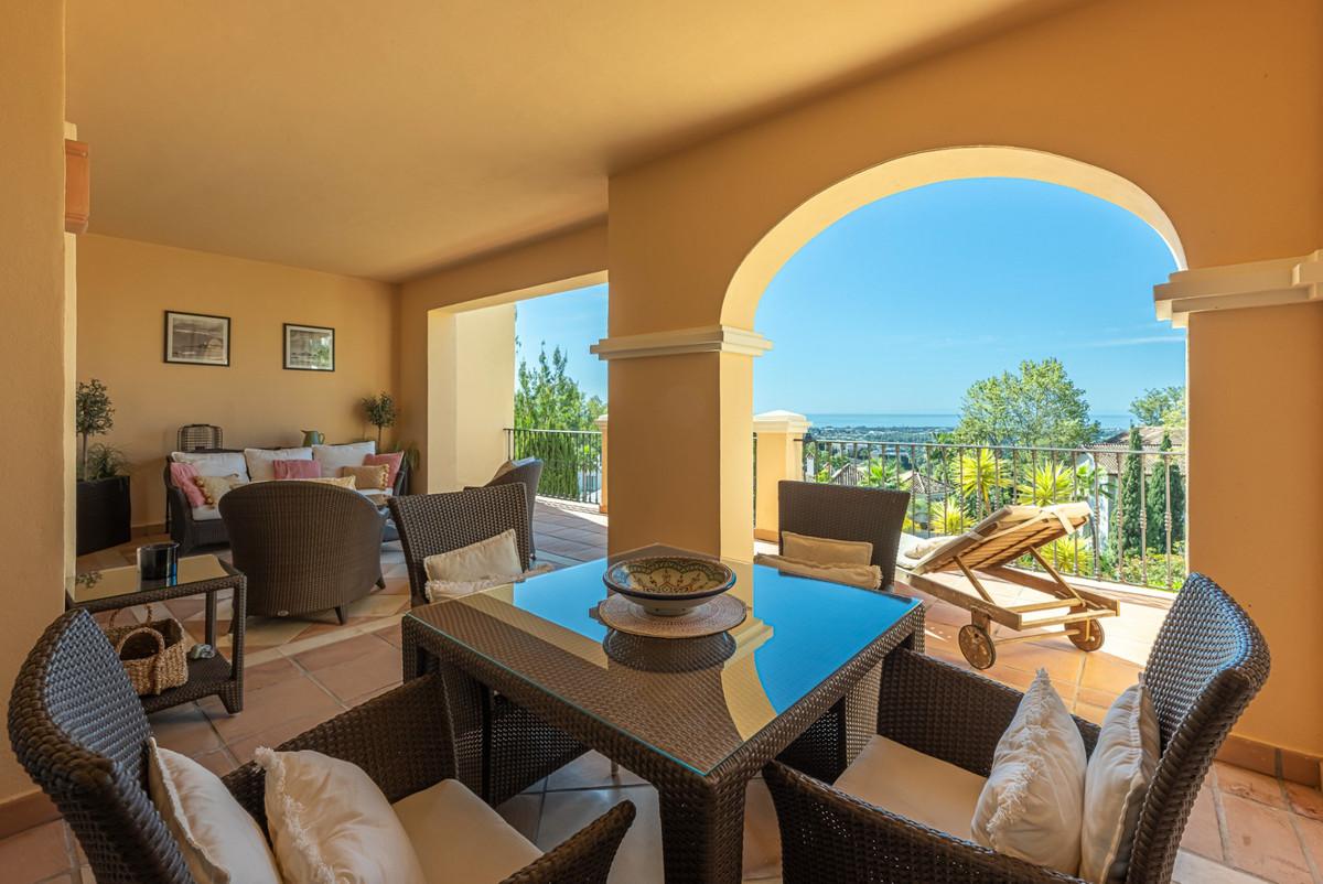 Apartment Middle Floor in Benahavís