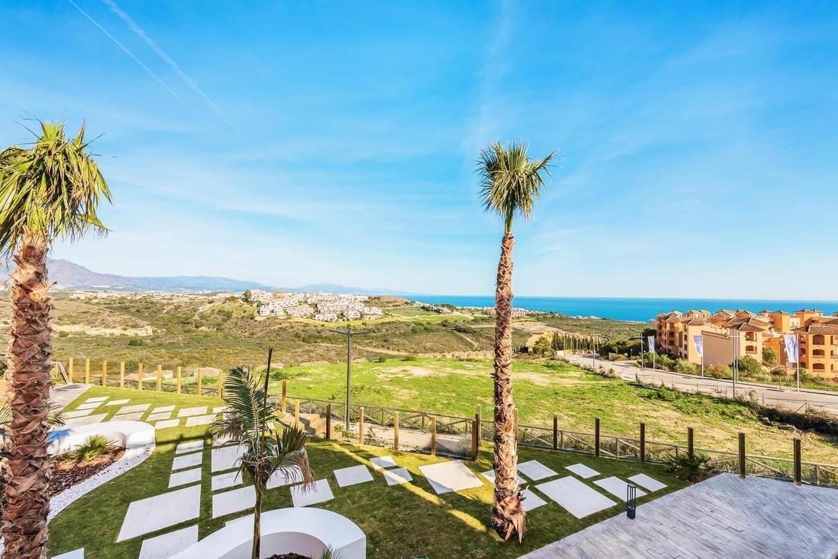 Apartment Penthouse in Manilva