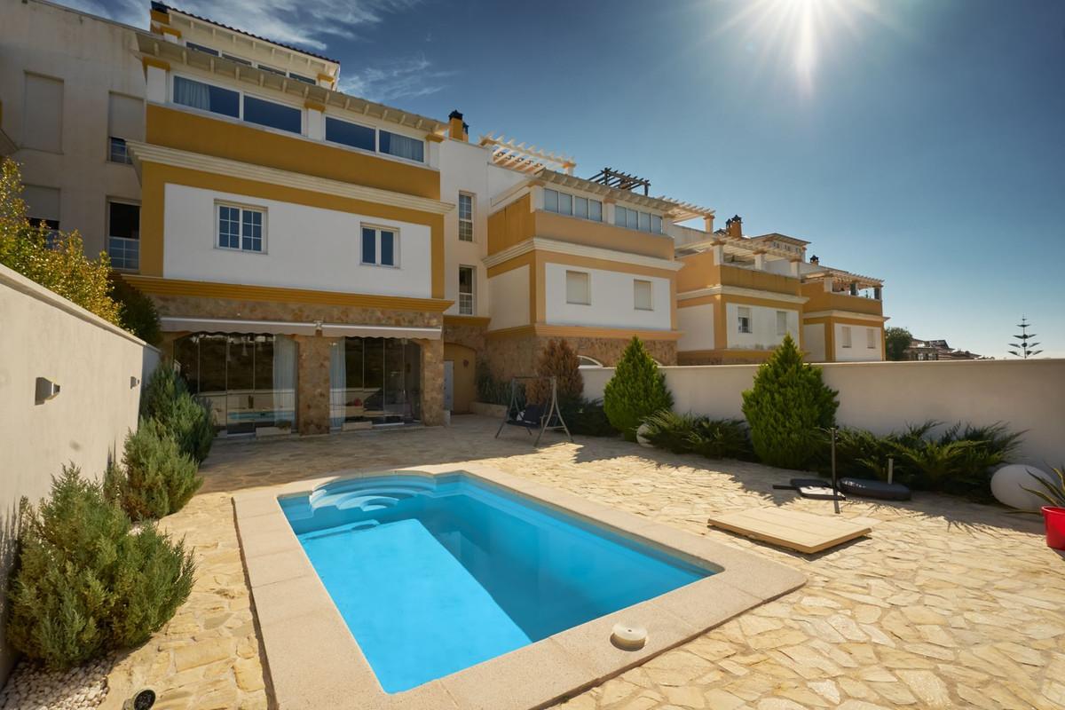 Villa Semi Detached in Calahonda