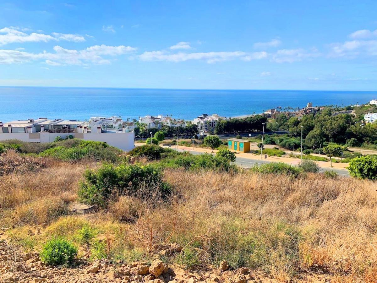 Plot Residential in Casares Playa