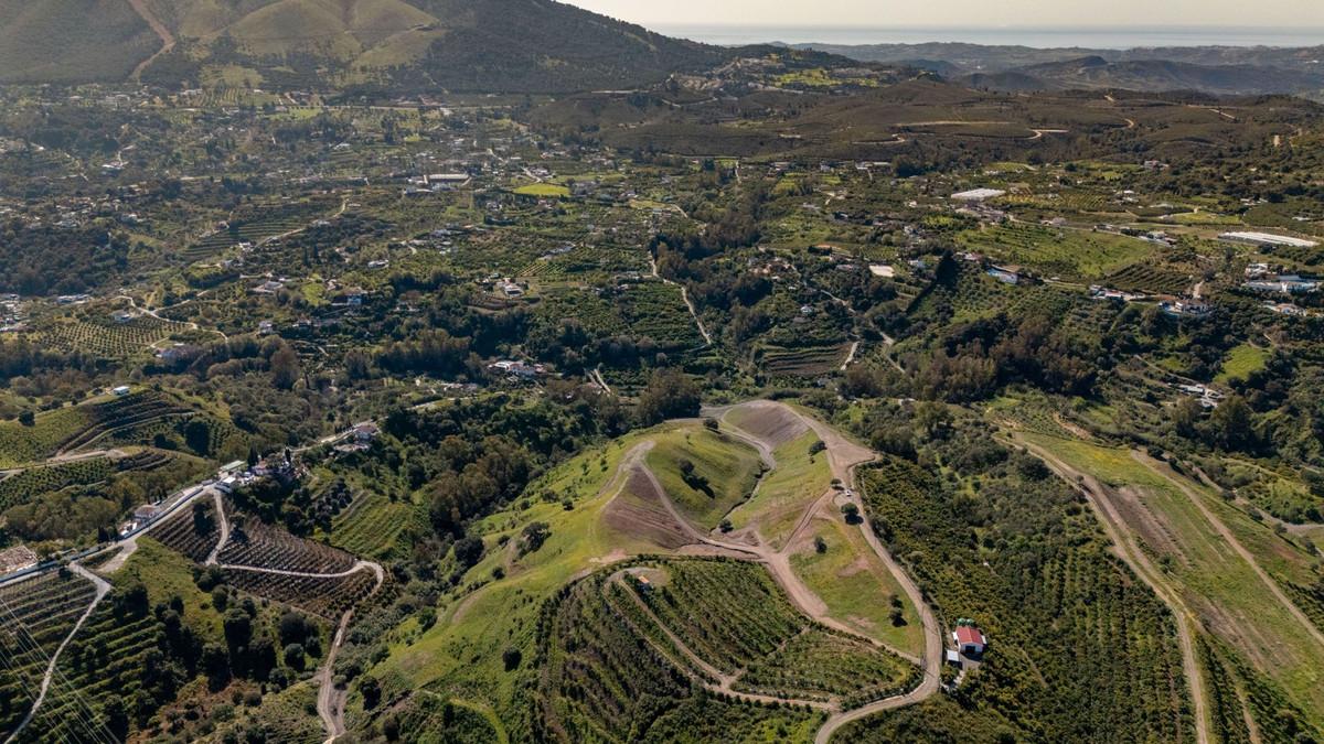 Plot Land in Alhaurín el Grande
