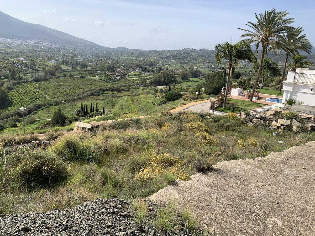 Plot Residential in Alhaurín el Grande