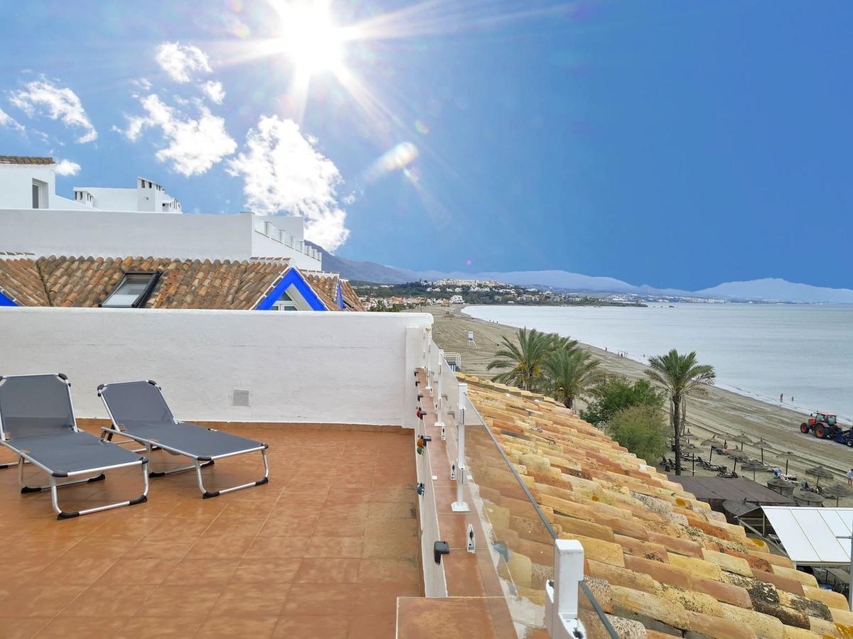 Apartment Penthouse in Manilva