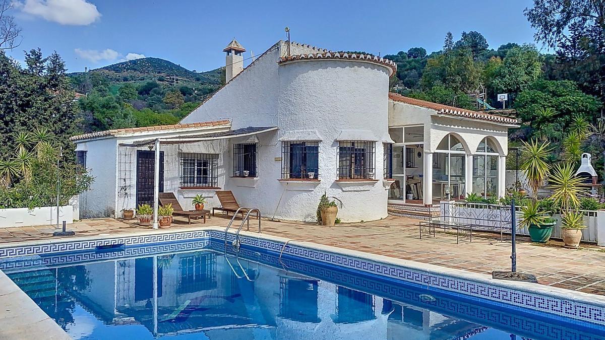 Villa Finca in Almogía