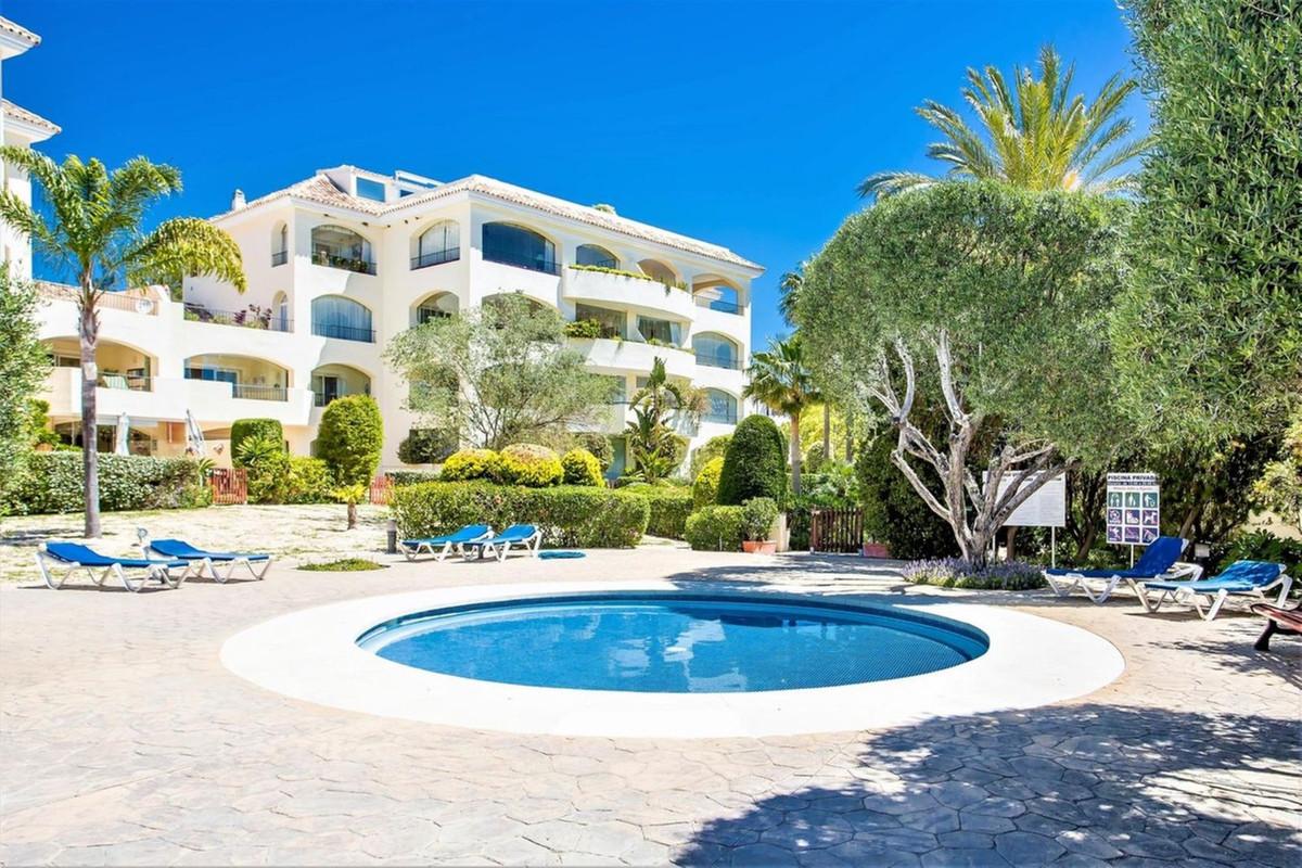 Apartment Ground Floor in Bahía de Marbella