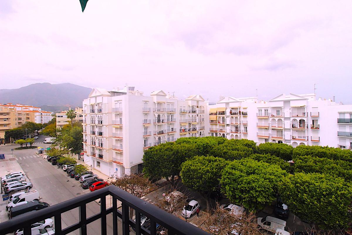 Apartment Middle Floor in Estepona