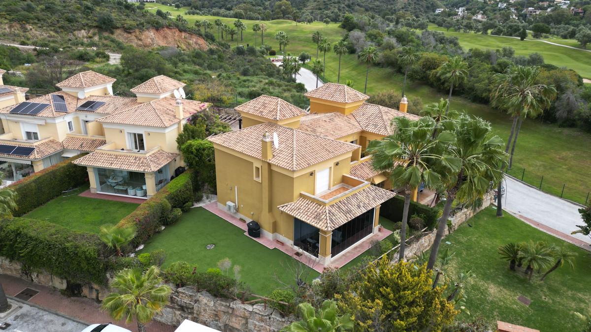 Villa Semi Detached in Santa Clara