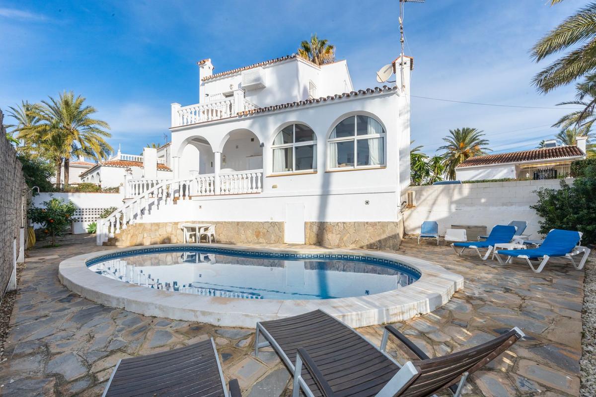 Villa Detached in Marbesa