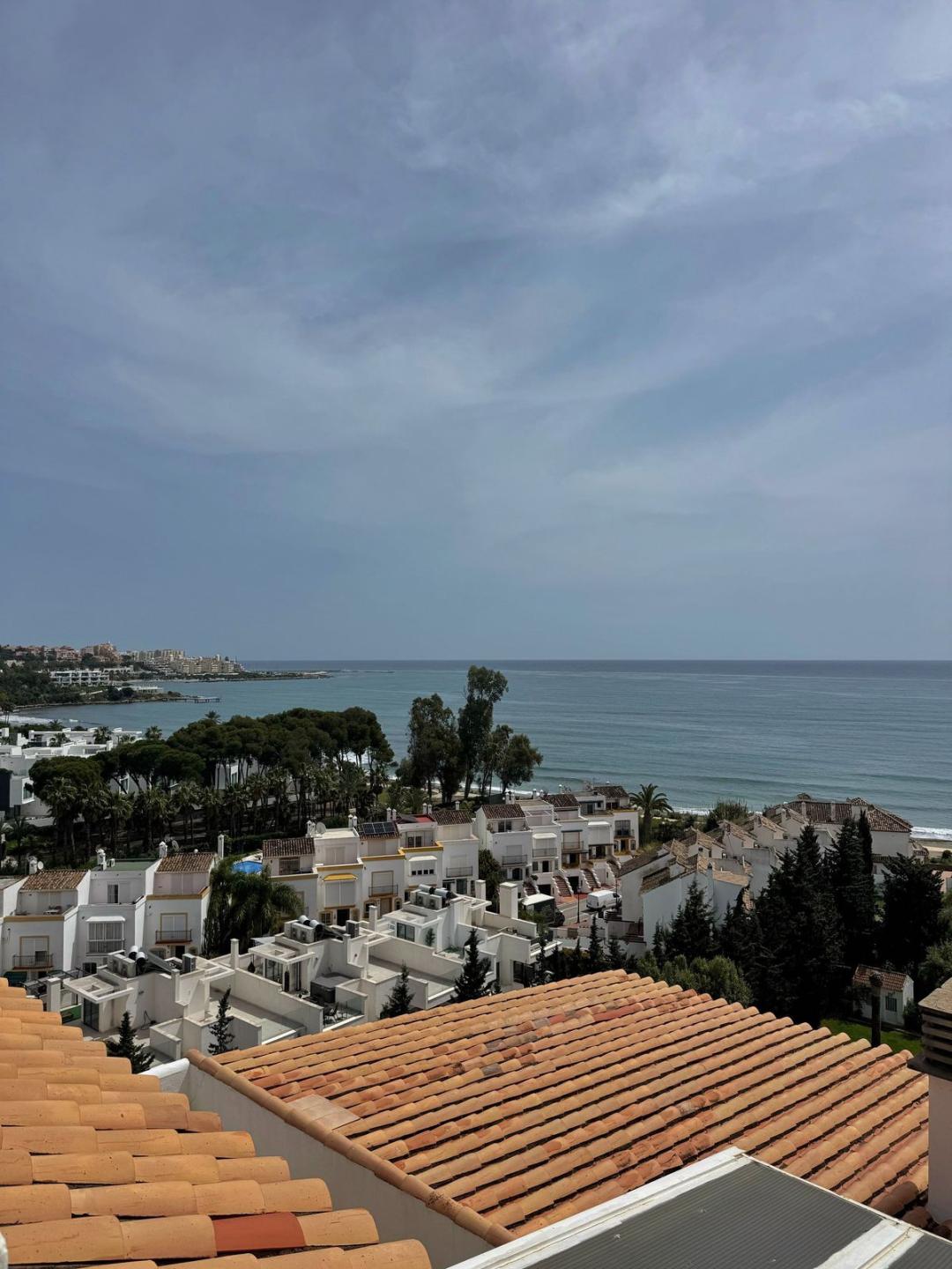 Apartment Middle Floor in Estepona