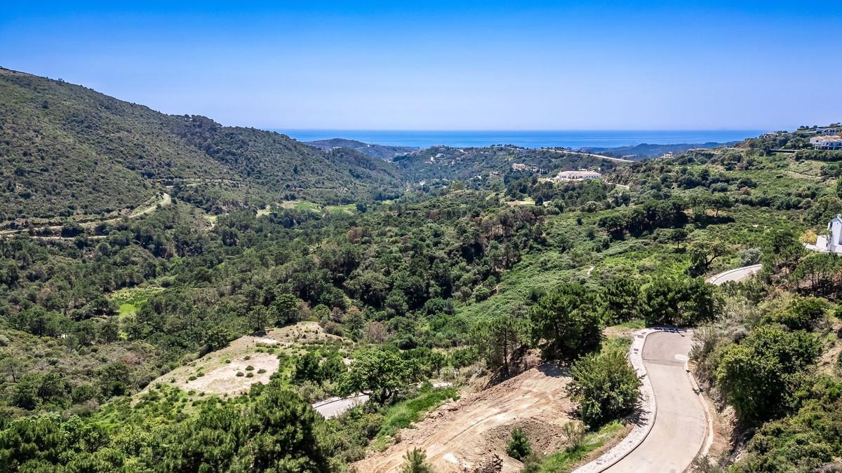 Plot Residential in Benahavís