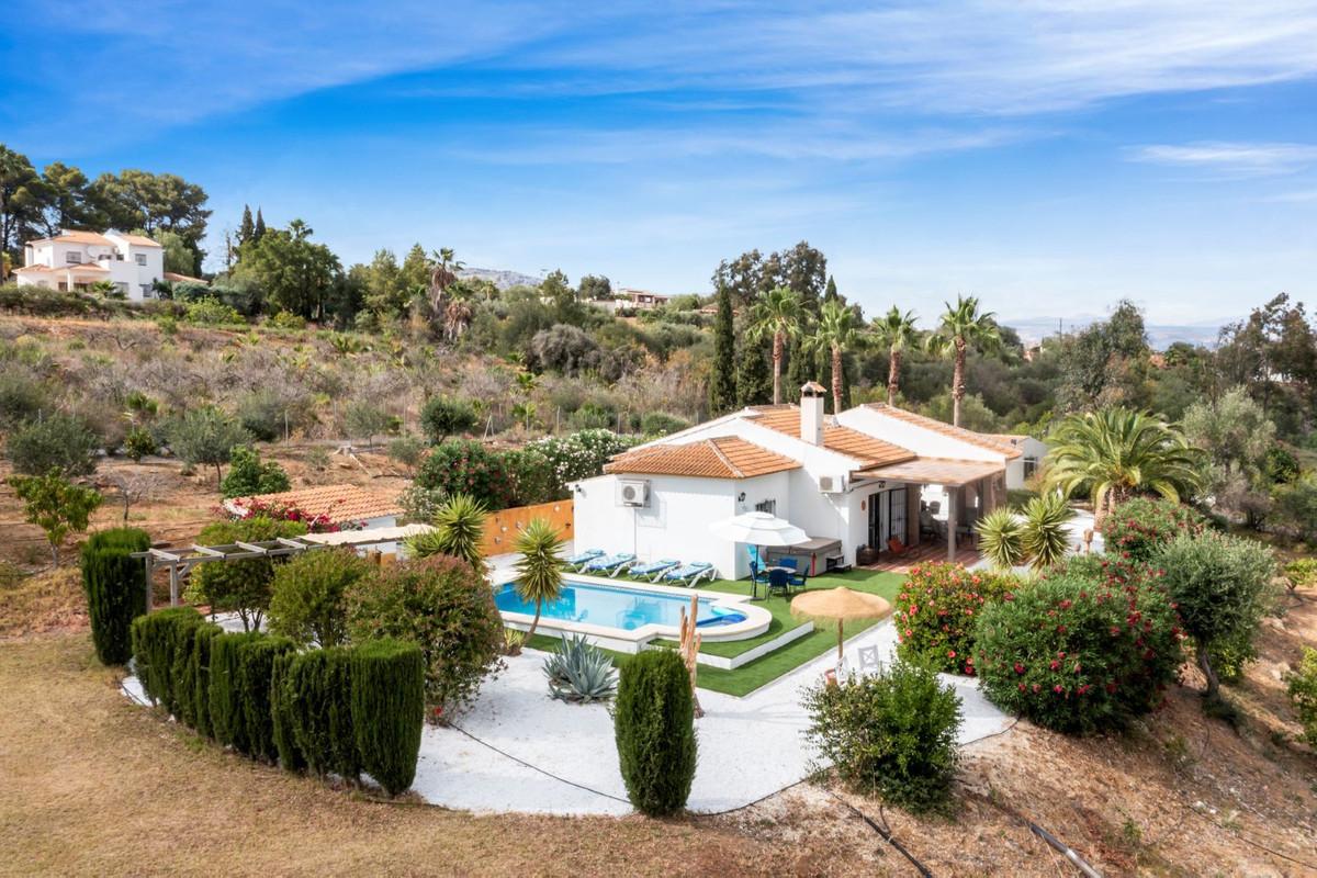 Villa Detached in Pizarra