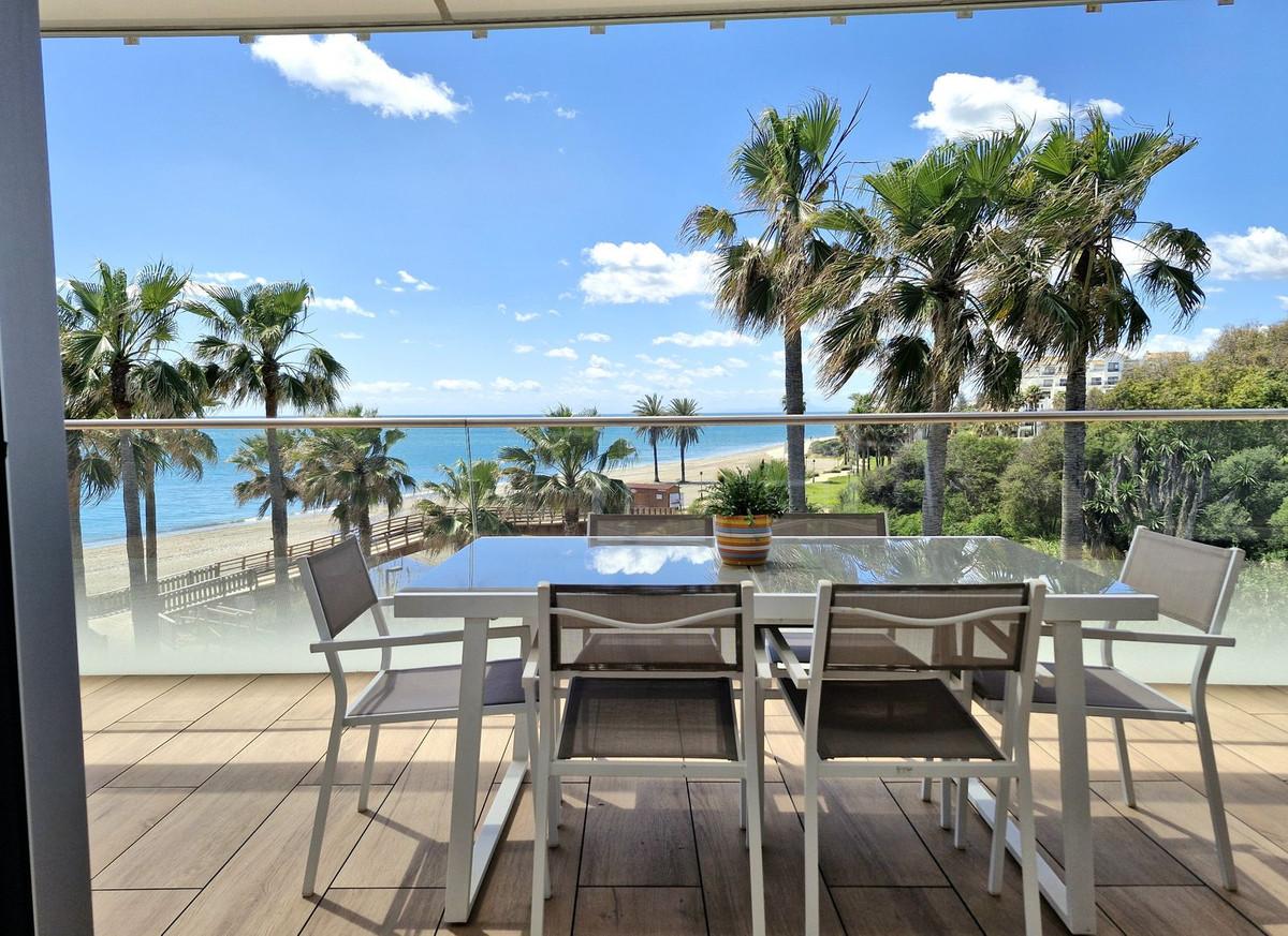 Apartment Middle Floor in Estepona