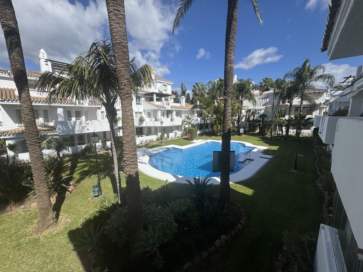 Apartment Middle Floor in Marbella