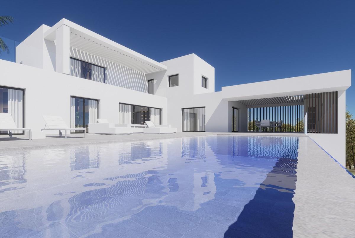 Plot Residential in Estepona