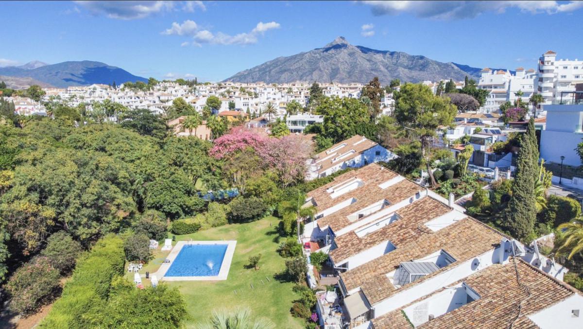 Townhouse Terraced in Puerto Banús