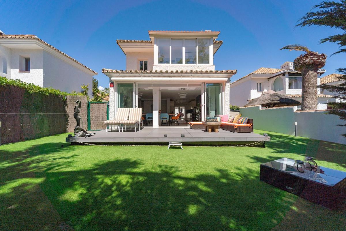 Villa Detached in Calahonda