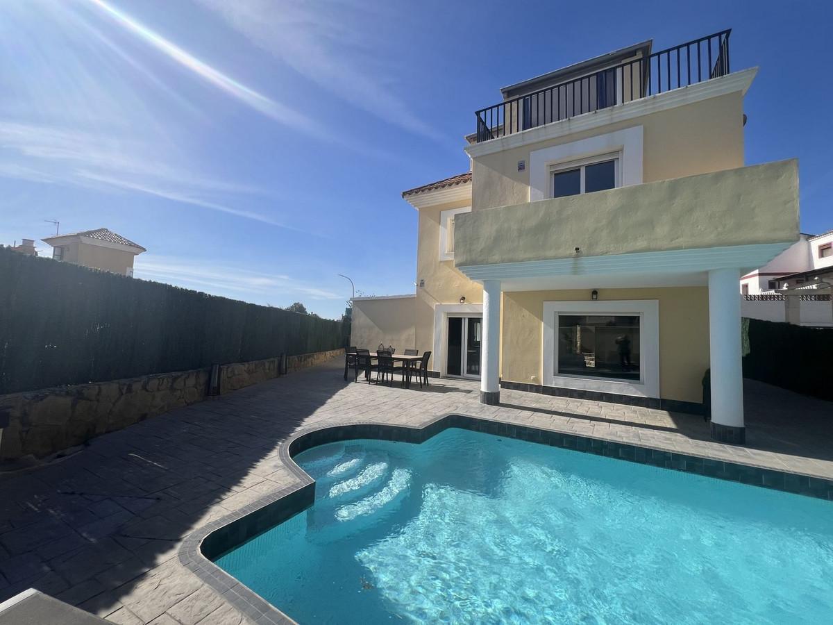 Villa Detached in San Luis de Sabinillas