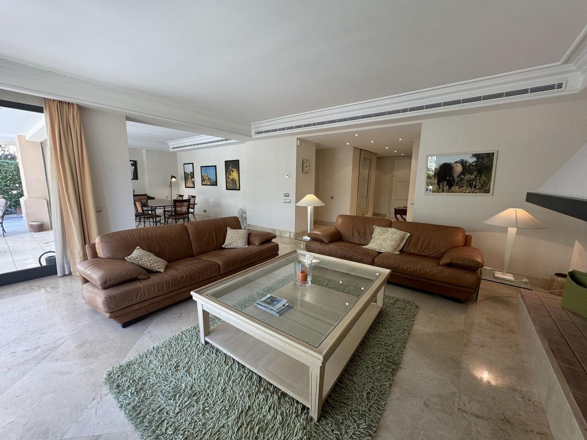 Apartment Ground Floor in Los Monteros