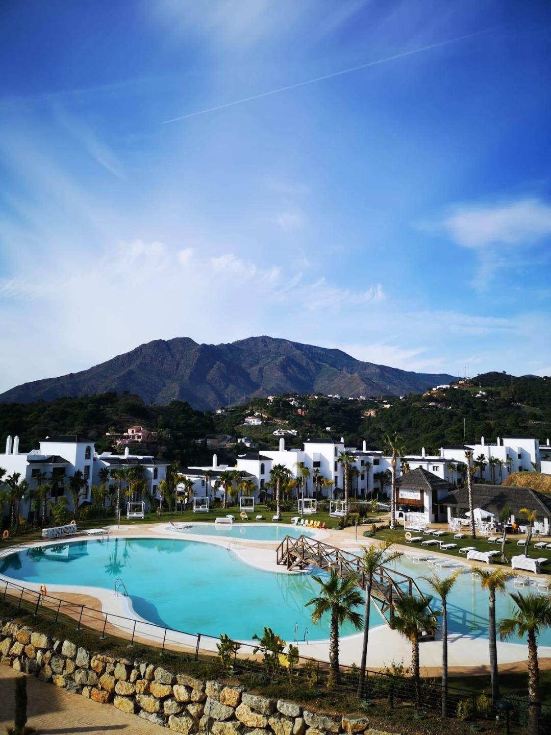 Apartment Middle Floor in Estepona