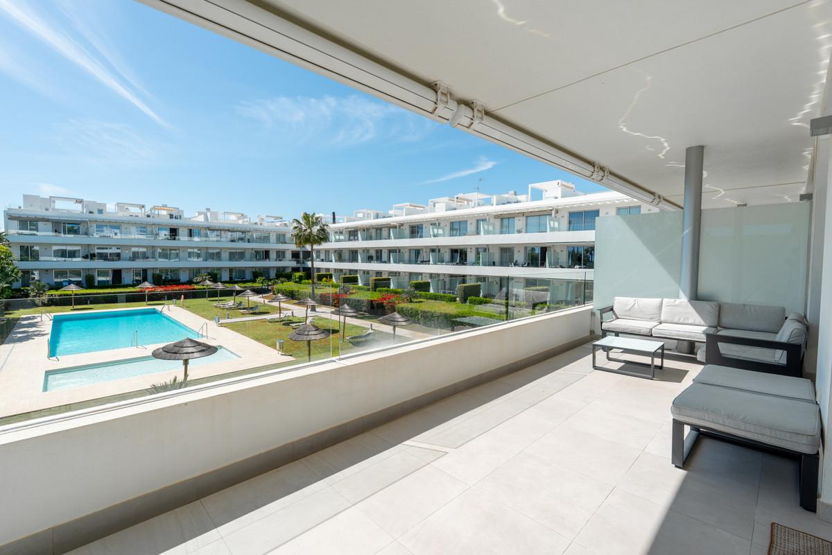 Apartment Middle Floor in Estepona