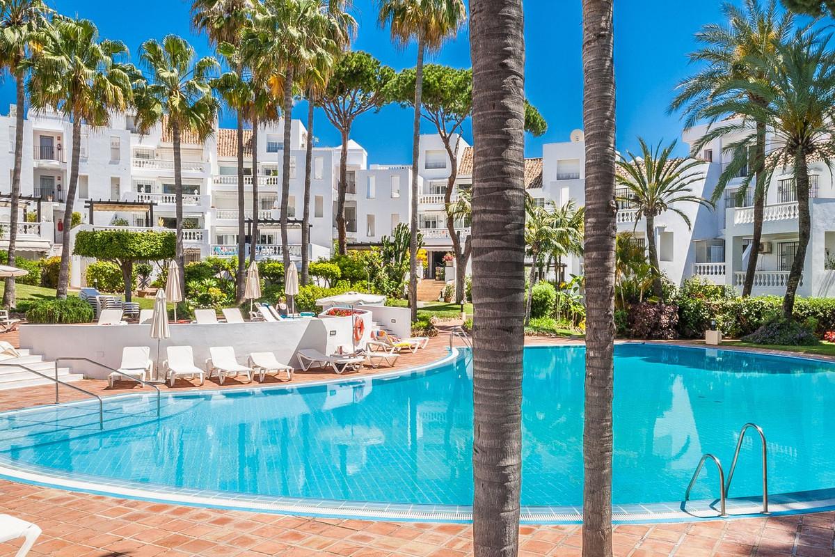 Apartment Ground Floor in Elviria