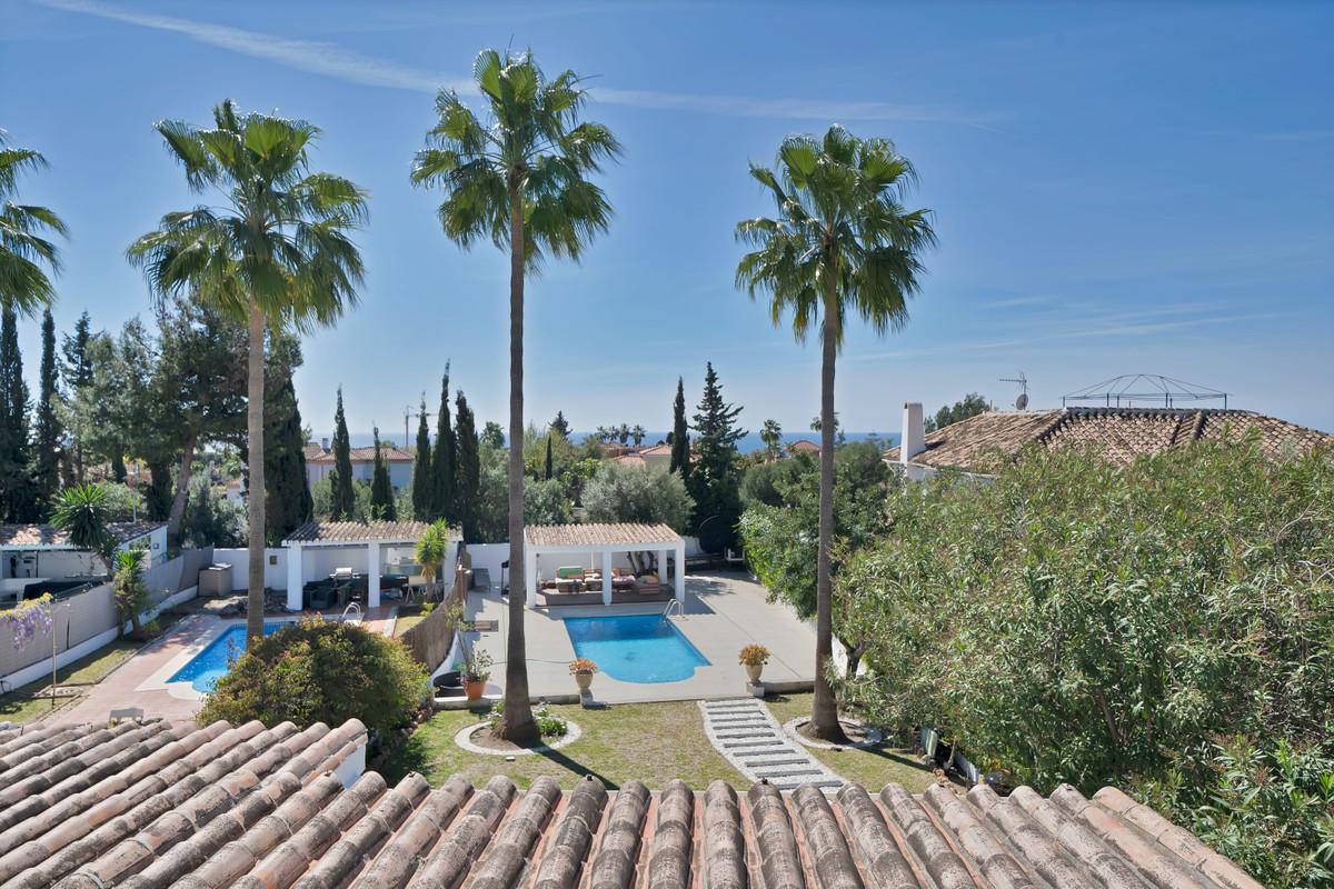Villa Semi Detached in Marbella