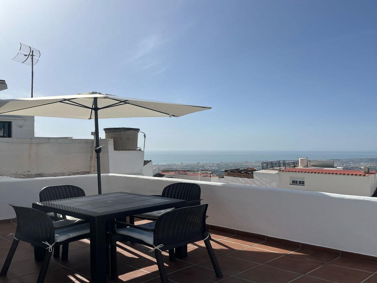 Apartment Penthouse in Mijas