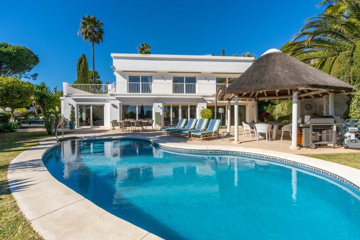 Villa Detached in The Golden Mile
