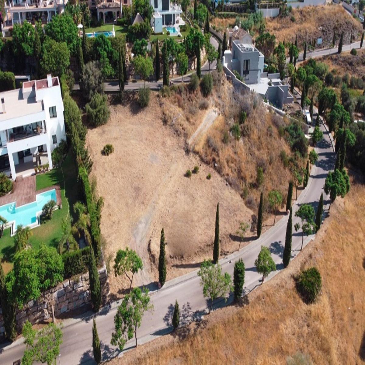 Plot Residential in Benahavís