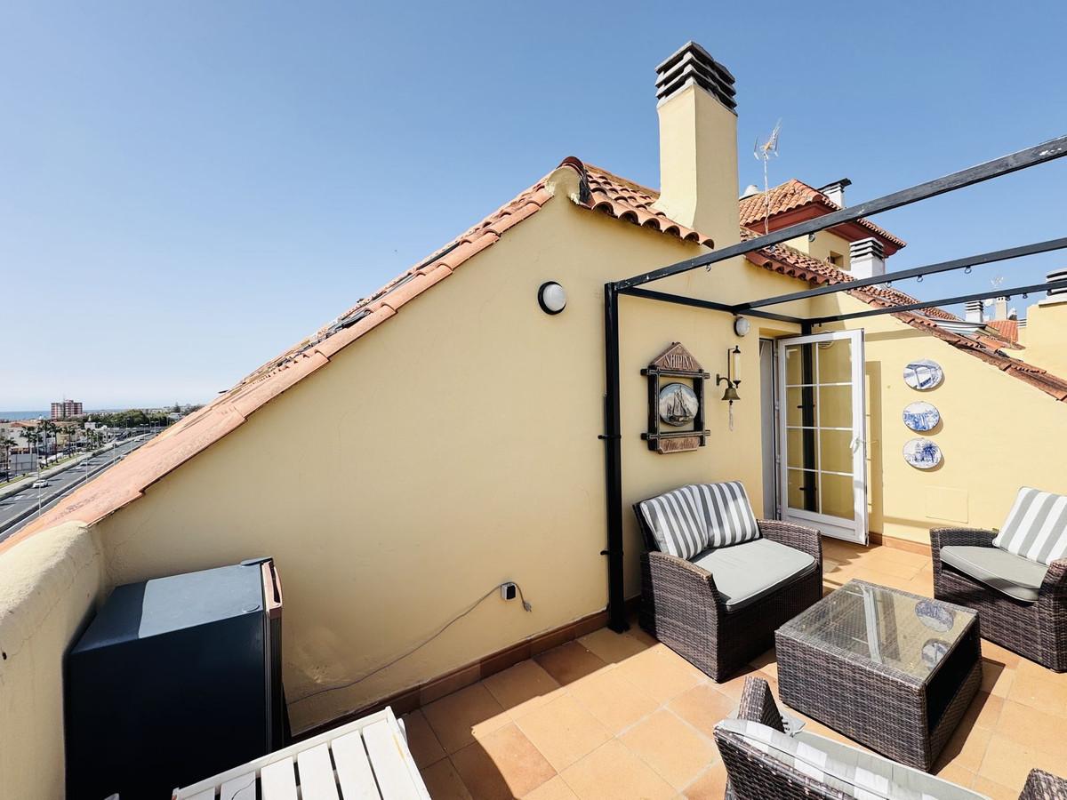 Apartment Penthouse in San Luis de Sabinillas