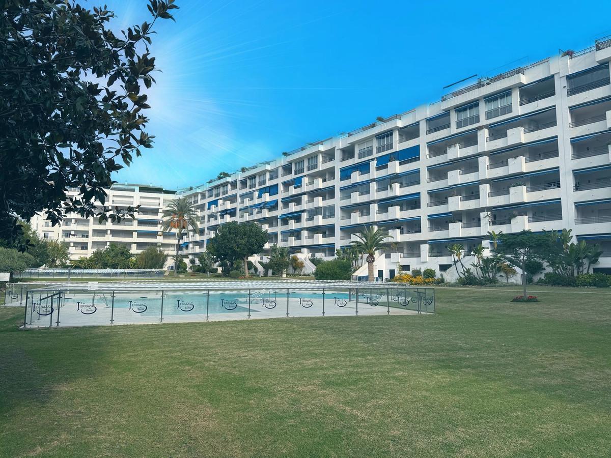 Apartment Middle Floor in Puerto Banús